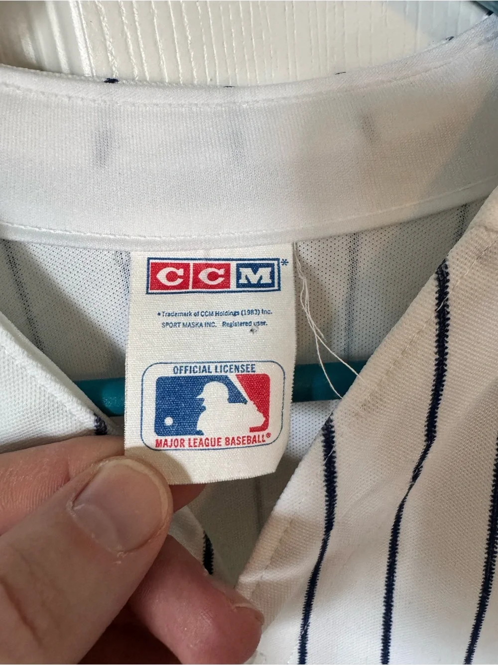 VTG 90’s CCM New York Yankees MLB Baseball Jersey Size Medium - Picture 9 of 12